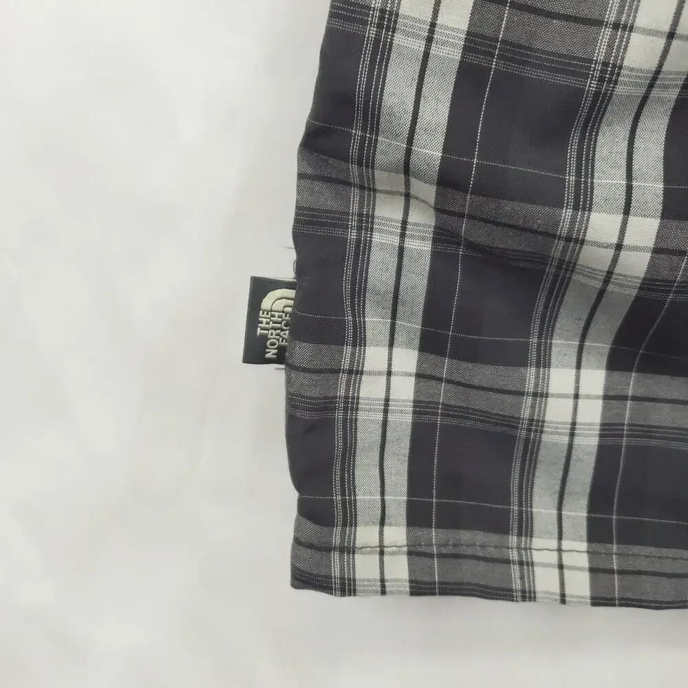 The North Face Shirt Men Medium Black White Plaid Short Sleeve Classic Button-Up